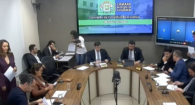 Câmara de Goiânia aprova reajuste de 4,26% para servidores municipais