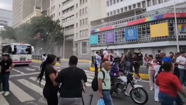 EUA preveem até 100 mil mortos na Venezuela após terremotos e países oferecem ajuda