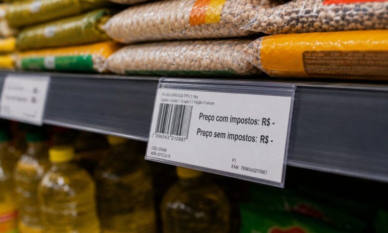 Projeto de lei propõe transparência total sobre impostos em etiquetas de produtos