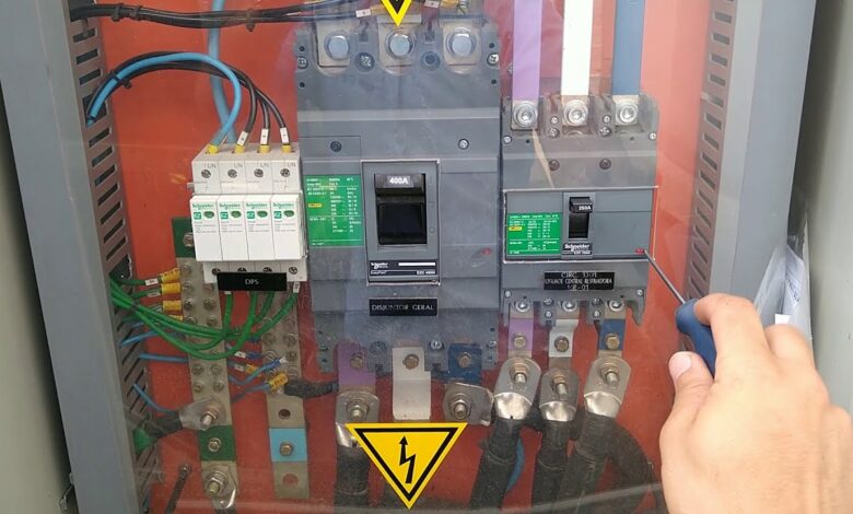 Economia na conta de luz: eletricista explica por que desligar disjuntores antes de viajar é essencial