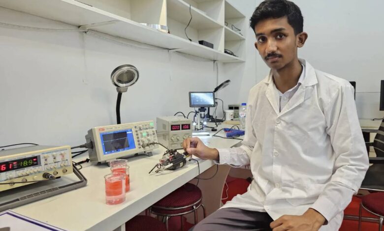 Estudante transforma lixo eletrônico em purificador de água movido a energia solar