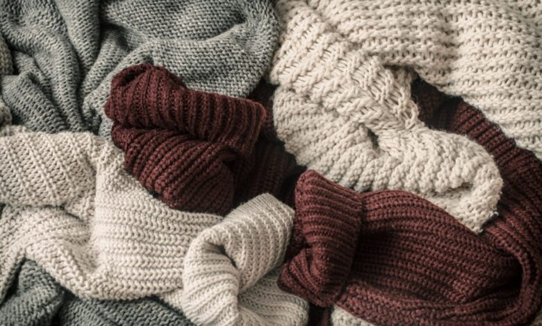 Guia de cores: estilistas revelam tons elegantes para enfrentar o frio com sofisticação