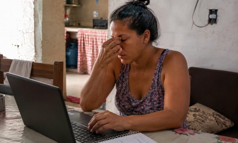 Fadiga persistente: entenda por que o cansaço vai além da falta de sono e o que buscar