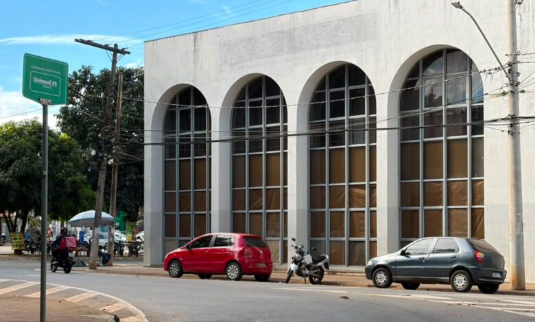Antiga agência Santander no Centro de Anápolis, ponto tradicional, será leiloada por mais de R$ 6 milhões