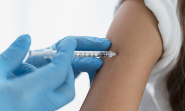 Campanha de vacinação contra HPV é prorrogada para jovens de 15 a 19 anos