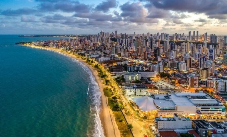 Sol, bem-estar e 20 km de orla: o encanto de uma capital brasileira para as férias