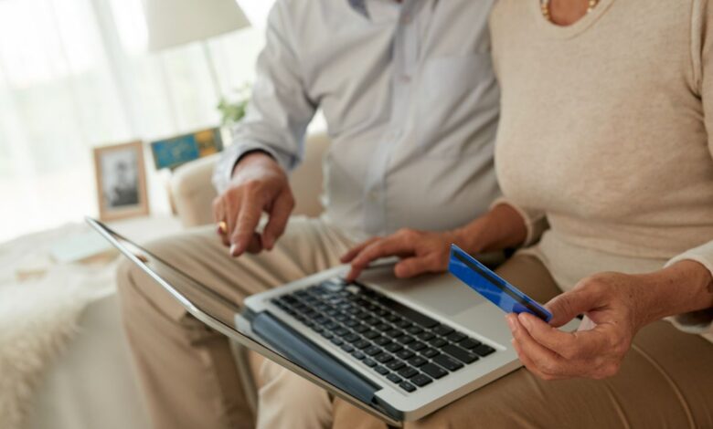 INSS amplia superprioridade e atendimento simplificado para idosos com 80 anos ou mais