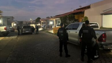 Polícias de Goiás e Santa Catarina bloqueiam R$ 160 milhões de facção em operação contra lavagem