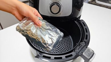Air fryer e papel-alumínio: saiba como usar corretamente para otimizar o cozimento e a limpeza