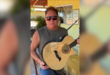 Apreensão e risadas: Leonardo aprende a usar o PIX e Poliana Rocha reage com bom humor