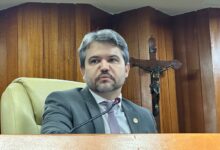 Câmara de Goiânia autoriza licença não remunerada para vereadores eleitos deputados