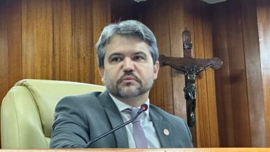 Câmara de Goiânia autoriza licença não remunerada para vereadores eleitos deputados