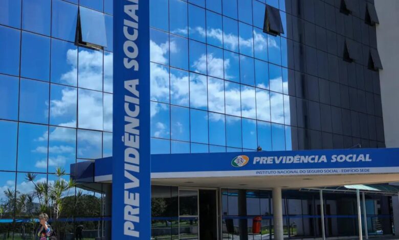 Debate sobre nova reforma da Previdência reacende discussões sobre idade mínima para aposentadoria