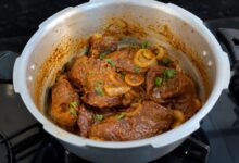 Truque de chefs transforma carne comum em prato de restaurante com apenas um tempero