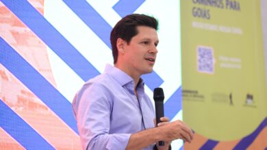 Governador Daniel Vilela inicia campanha em Goiás com alta aprovação, aponta Paraná Pesquisas