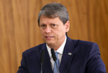 Tarcísio defende atuação da polícia paulista no caso Dark Horse e confirma envio de provas à PF