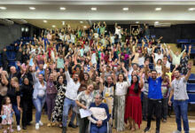 Anápolis celebra união de mais de 100 casais em casamento comunitário gratuito