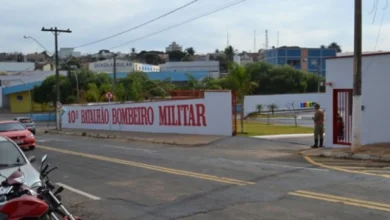 Bebê sofre queimaduras graves por soda cáustica durante produção de sabão caseiro em Goiás
