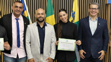 Câmara de Aparecida de Goiânia homenageia profissionais de educação física