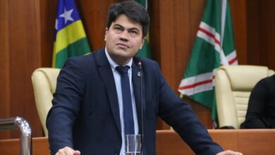 Câmara de Goiânia veta banheiros unissex na rede municipal de ensino em nome da privacidade