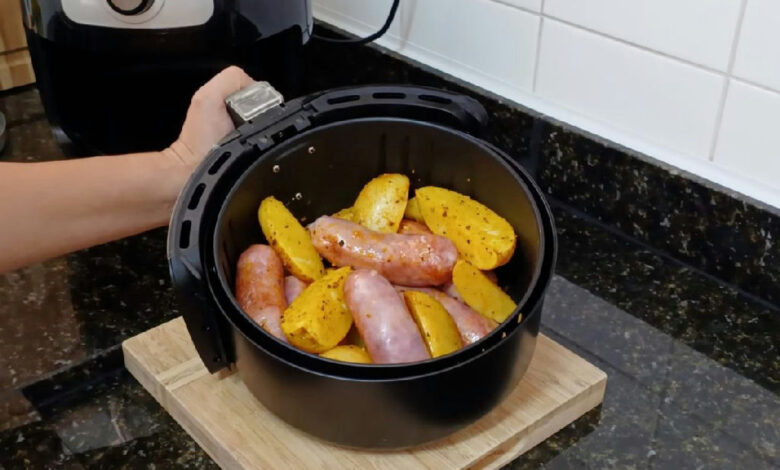 Como organizar alimentos na air fryer para garantir crocância e cozimento uniforme
