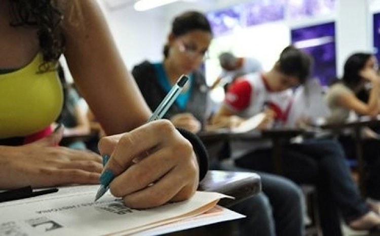 Concursos em Trindade encerram inscrições com salários de até R$ 7,5 mil