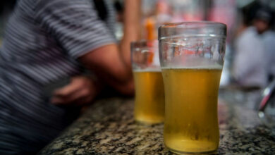 Consumo de álcool e tabaco pode levar à cegueira, alertam especialistas