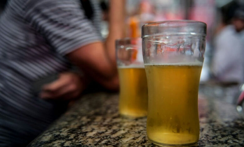 Consumo de álcool e tabaco pode levar à cegueira, alertam especialistas