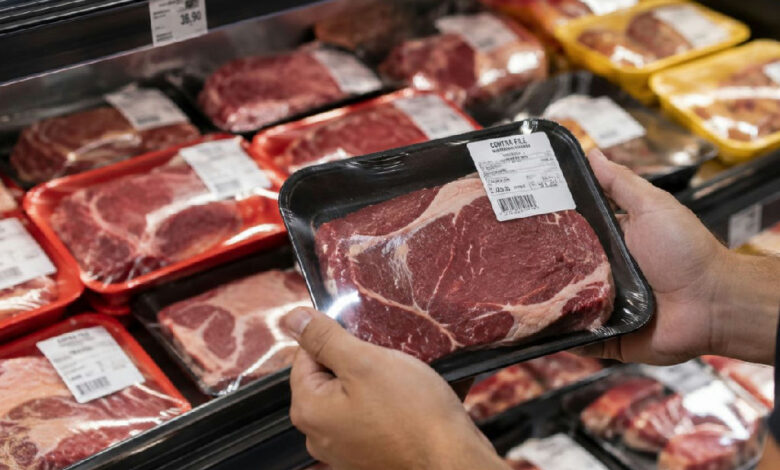 Cores das bandejas de carne nos supermercados: entenda o que elas realmente indicam