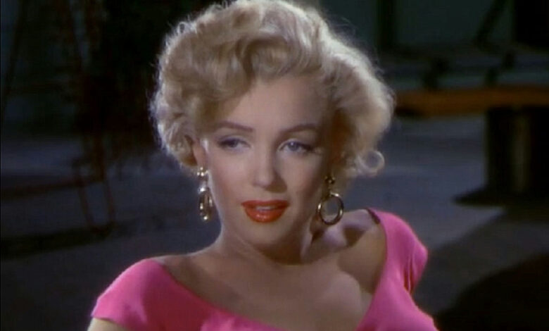 Curta-metragem imagina uma Marilyn Monroe centenária em busca de trabalho