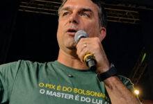 Defesa de Flávio Bolsonaro aciona Fux no STF para remover publicação sobre Nossa Senhora Aparecida
