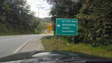Erro de grafia em placa de rodovia em Santa Catarina vira alvo de atenção