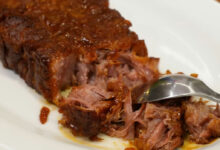 Especialistas indicam os 4 cortes bovinos ideais para uma carne de panela que desmancha