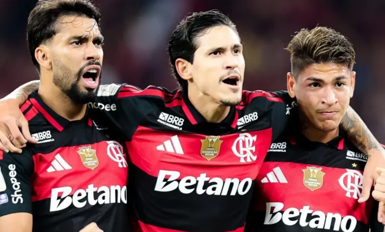 Flamengo vence Mirassol e encosta no Palmeiras na briga pelo título brasileiro