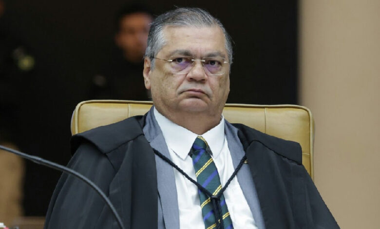 Flávio Dino determina inquérito da PF sobre atuação da CVM no caso Grupo Master