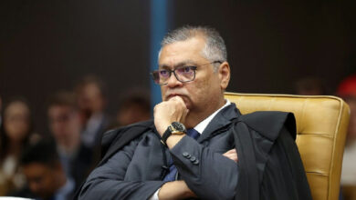 Flávio Dino determina restabelecimento de postagem de Antonio Tabet sobre padroeira