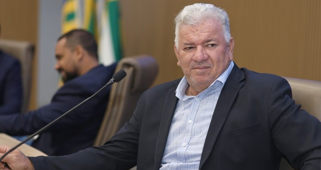 Gilsão Meu Povo consolida apoio na Câmara de Aparecida de Goiânia com elogios de colegas e rival