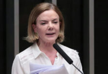 Gleisi Hoffmann aciona TSE contra discursos que pregam restrição ao voto feminino