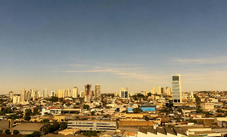 Goiás enfrenta domingo de calor extremo com termômetros podendo atingir 40°C