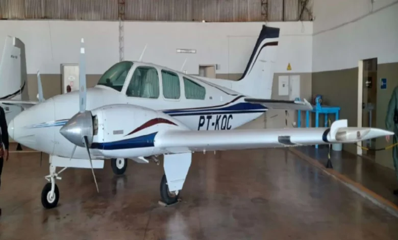 Governo de Goiás leiloa avião bimotor com lance inicial de R$ 200 mil