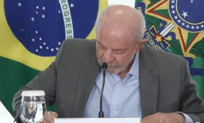 Governo federal eleva valor do Bolsa Família em 15,04% após longo período de estabilidade