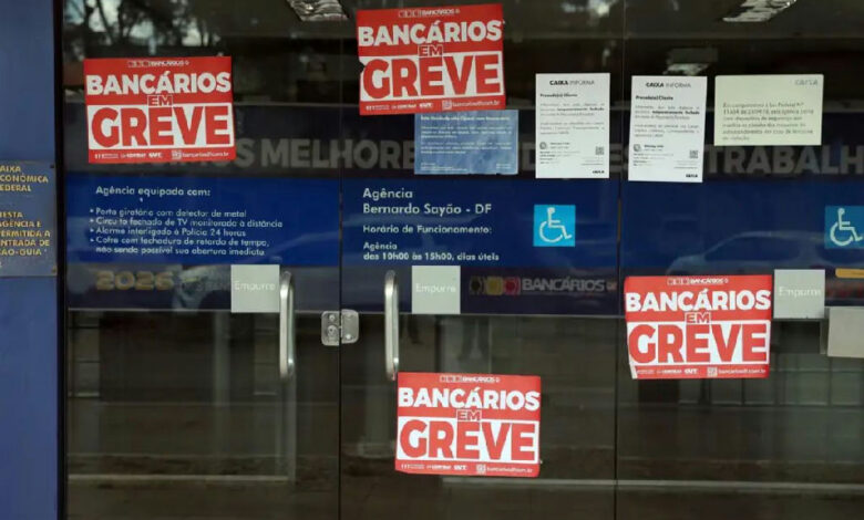 Greve nacional dos bancários da Caixa continua após rejeição de proposta sobre plano de saúde