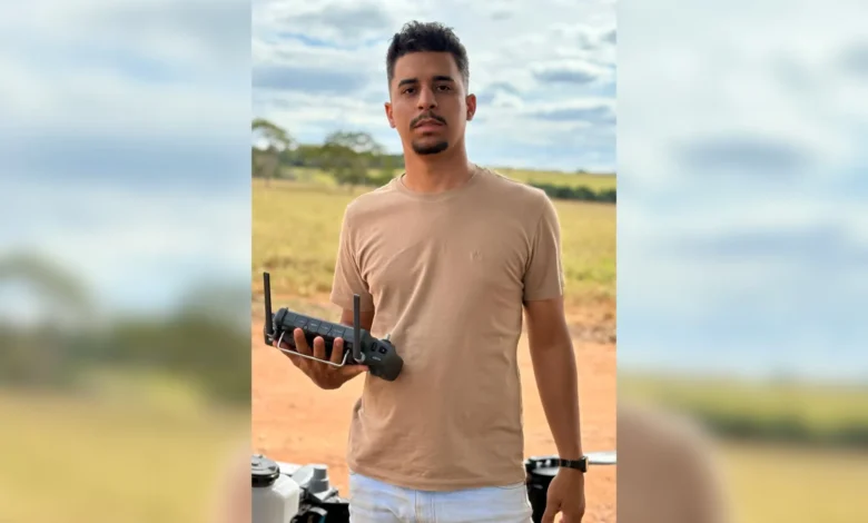 Jovem morto em acidente na Go-080 deixou dois filhos e família busca por motorista foragido