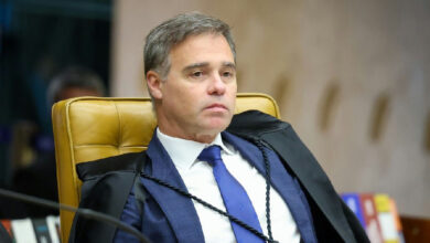 Mendonça avalia que abertura de celular de Vorcaro tumultua julgamento no STF