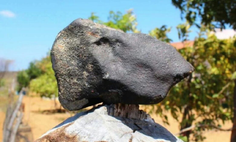 Meteorito de 40 quilos vira alvo de disputa milionária em cidade do interior