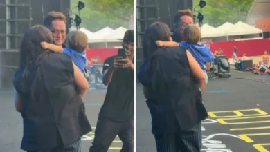 Neto de Leonardo encanta público ao subir no palco durante show em Goiânia