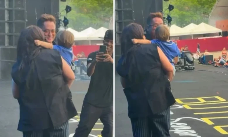 Neto de Leonardo encanta público ao subir no palco durante show em Goiânia