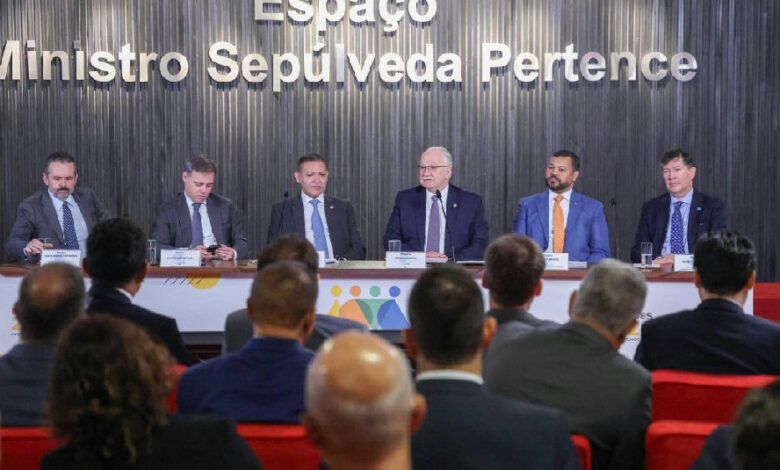 OAB formaliza adesão ao pacto do TSE por eleições pacíficas e democráticas