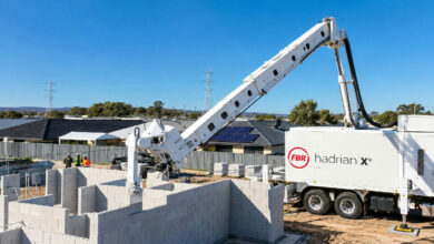 Robô construtor automatiza assentamento de blocos e promete acelerar obras no setor imobiliário
