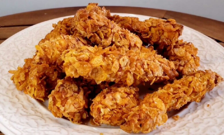 Segredo da crocância: cereal de milho transforma frango empanado e elimina sabor de óleo